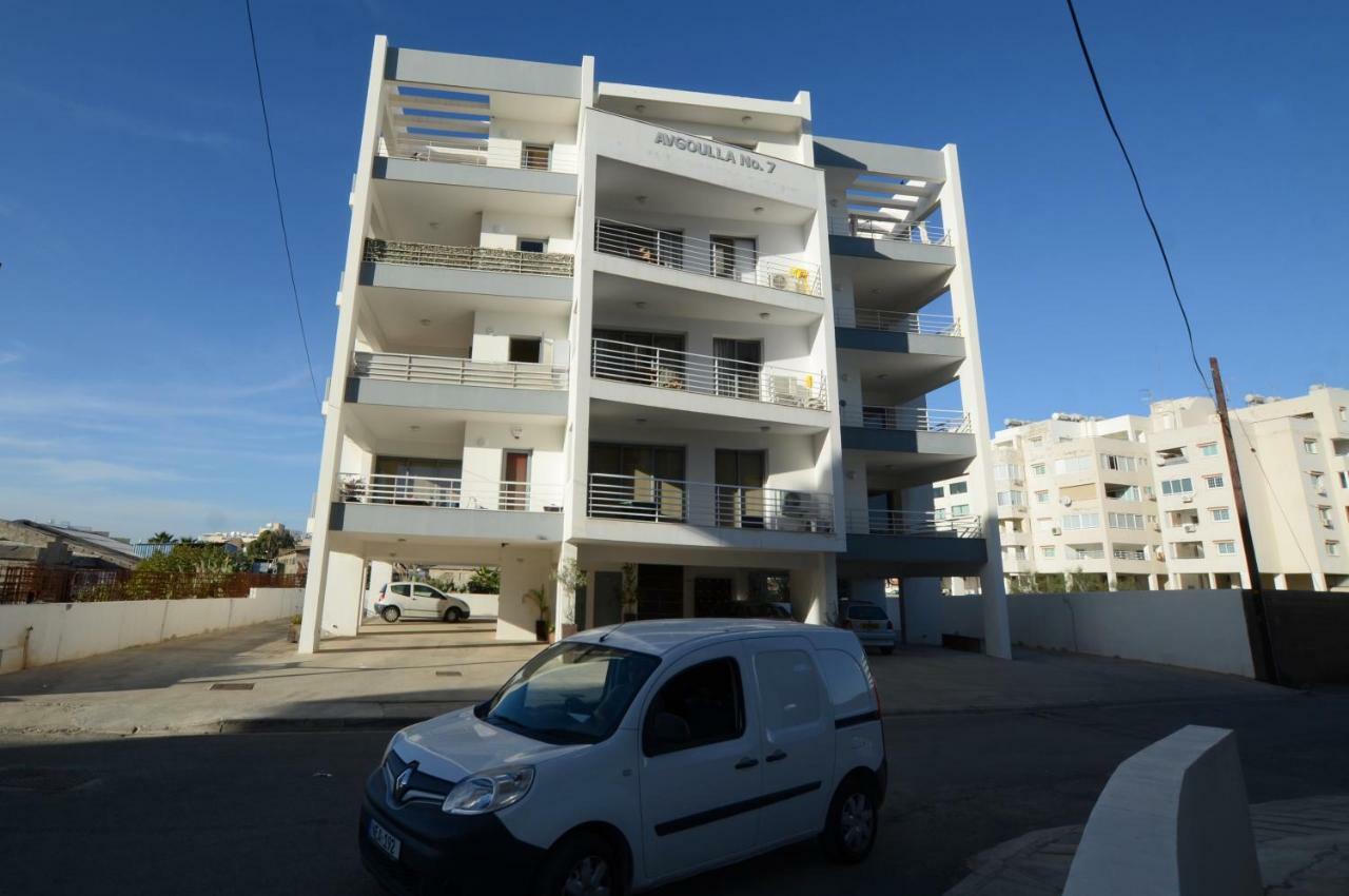 Blue Dawn Center Flat Apartment Larnaca Exterior photo